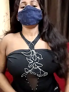 Snapshot of Roji_bha chatting on 06/07/26, 04:27 Roji bha online show from 06/07/26, 04:27