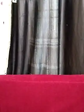 Snapshot of Roji_bha chatting on 07/23/26, 04:10 Roji bha online show from 07/23/26, 04:10