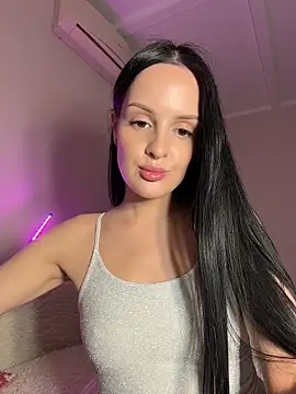 Evaryn online show from 05/06/26, 09:31