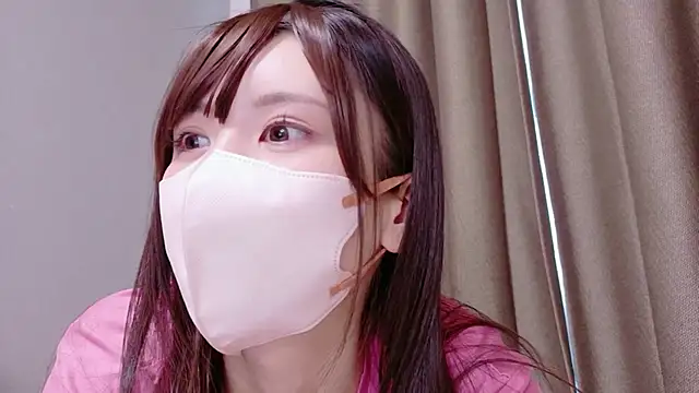 hina mochi online show from 05/17/26, 03:48