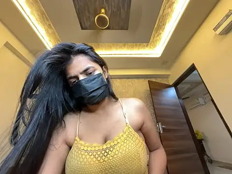 Snapshot of Miss_Heer chatting on 05/31/26, 04:47 Miss Heer online show from 05/31/26, 04:47
