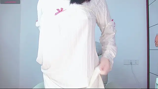 Snapshot of xiaoyu5 chatting on 07/10/26, 01:25 xiaoyu5 online show from 07/10/26, 01:25