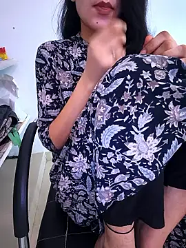 zoya baby  online show from 06/01/26, 04:25