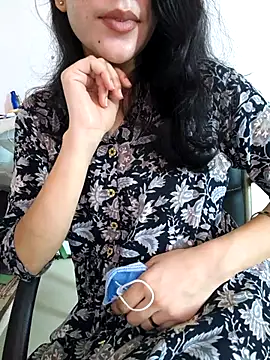 zoya baby  online show from 06/03/26, 04:26