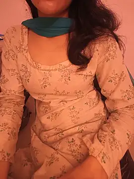 zoya baby  online show from 06/06/26, 03:39