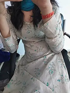zoya baby  online show from 06/13/26, 08:12