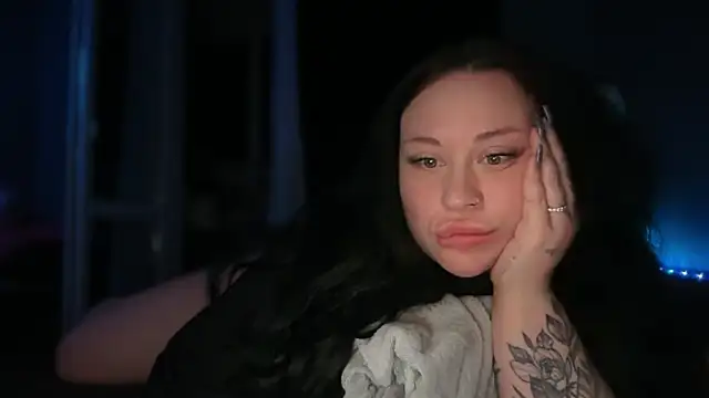 Sofi  Si online show from 06/10/26, 07:24