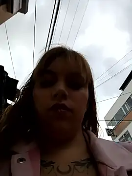 Isabella  Risky online show from 05/25/26, 09:32