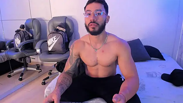 Axel power  online show from 05/12/26, 03:14