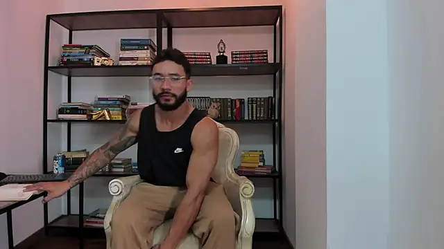 Axel power  online show from 05/26/26, 03:46