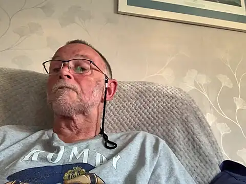 Moonraker64 online show from 07/14/26, 07:30