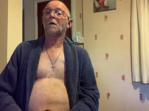 Moonraker64 online show from 07/18/26, 04:49