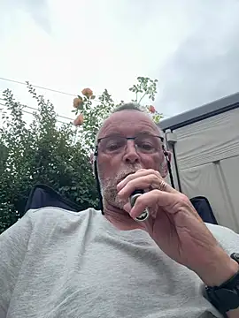 Moonraker64 online show from 07/28/26, 12:48