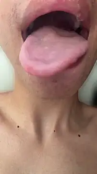 hotlips2026 online show from 08/03/26, 03:38