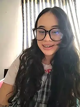 Snapshot of L0lita_Emi12 chatting on 06/22/26, 08:50 L0lita Emi12 online show from 06/22/26, 08:50