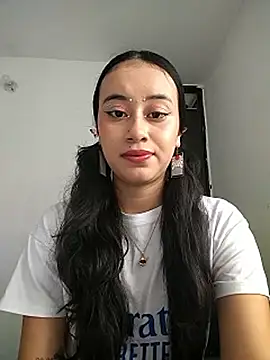 Snapshot of L0lita_Emi12 chatting on 06/30/26, 07:26 L0lita Emi12 online show from 06/30/26, 07:26