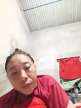 Snapshot of Jinli_01 chatting on 06/27/26, 01:28 Jinli 01 online show from 06/27/26, 01:28