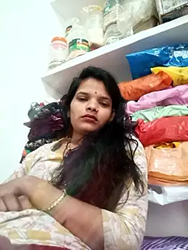 Snapshot of Student_garl_1 chatting on 05/06/26, 02:51 Student garl 1 online show from 05/06/26, 02:51