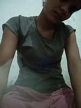 Snapshot of Student_garl_1 chatting on 05/26/26, 11:12 Student garl 1 online show from 05/26/26, 11:12