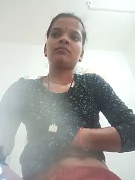 Snapshot of Student_garl_1 chatting on 06/16/26, 12:57 Student garl 1 online show from 06/16/26, 12:57