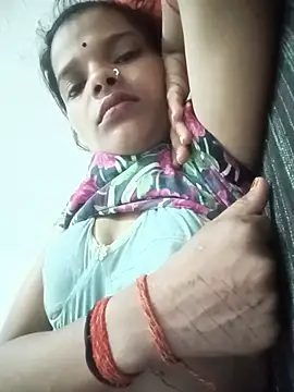 Snapshot of Student_garl_1 chatting on 07/02/26, 11:22 Student garl 1 online show from 07/02/26, 11:22