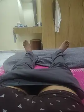 Snapshot of santhoshkannadaboy chatting on 06/18/26, 03:05 santhoshkannadaboy online show from 06/18/26, 03:05