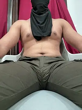 ur-city-guy online show from 05/04/26, 02:46