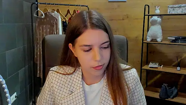 RuthhCox online show from 05/15/26, 01:18