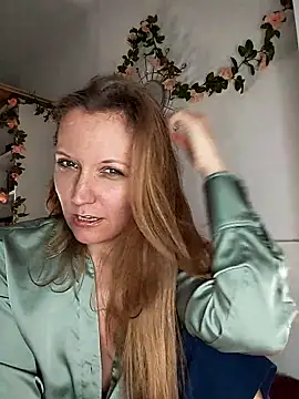 Candy Cougar online show from 05/11/26, 07:03