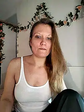Candy Cougar online show from 05/25/26, 06:52