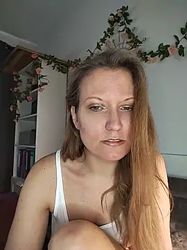Candy Cougar online show from 06/18/26, 06:35