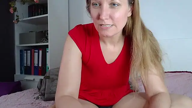 Snapshot of Candy_Cougar chatting on 08/02/26, 07:07 Candy Cougar online show from 08/02/26, 07:07