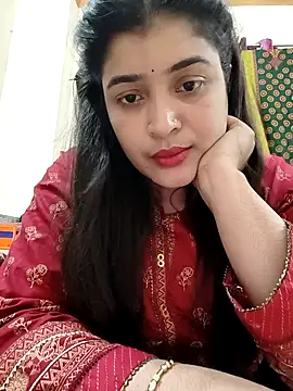 Snapshot of Joya-02 chatting on 05/05/26, 07:00 Joya-02 online show from 05/05/26, 07:00