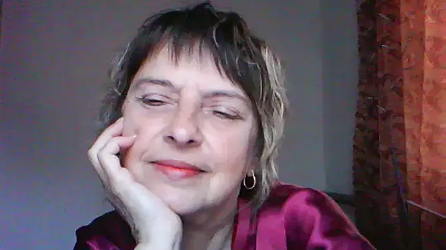 ElizabethGorden online show from 05/05/26, 03:03