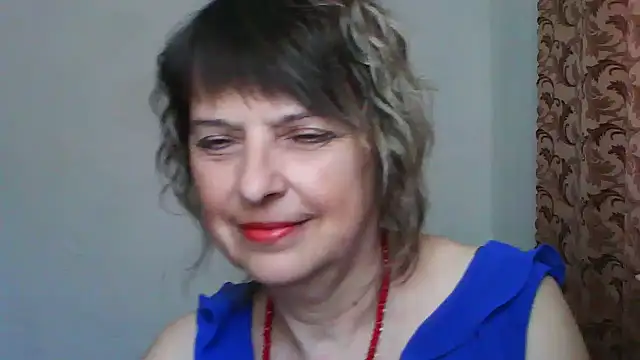 Snapshot of ElizabethGorden chatting on 05/16/26, 10:01 ElizabethGorden online show from 05/16/26, 10:01