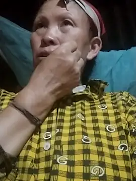 yeuanh1 online show from 05/14/26, 01:18