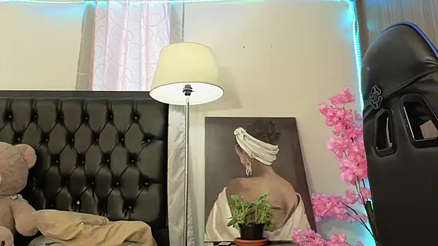 MarQueen1  online show from 06/11/26, 12:36