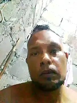 Snapshot of javier170ooo chatting on 05/20/26, 01:56 javier170ooo online show from 05/20/26, 01:56