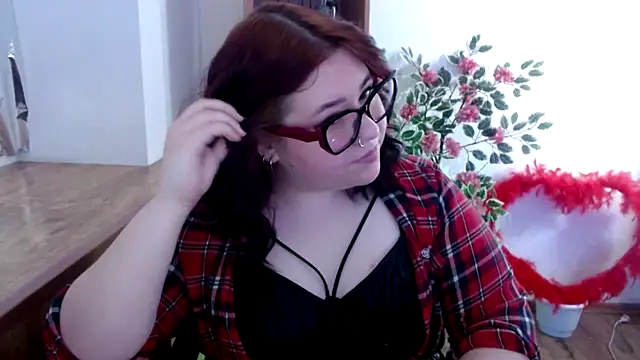 Snapshot of KarolinasHot chatting on 06/01/26, 07:04 KarolinasHot online show from 06/01/26, 07:04