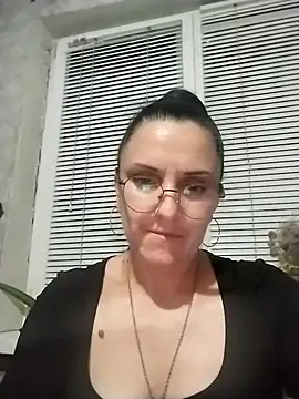 MillaMia45 online show from 05/14/26, 07:09