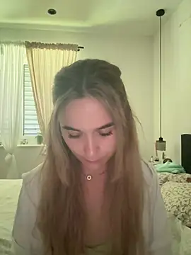 Snapshot of LillyStarr chatting on 06/26/26, 11:25 LillyStarr online show from 06/26/26, 11:25