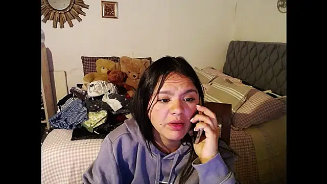 Petiteonline online show from 05/07/26, 08:14