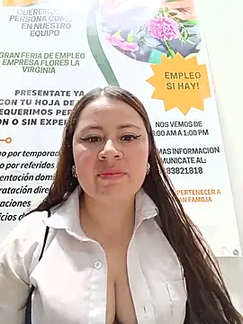 Snapshot of VANESSA__28 chatting on 06/16/26, 04:20 VANESSA 28 online show from 06/16/26, 04:20