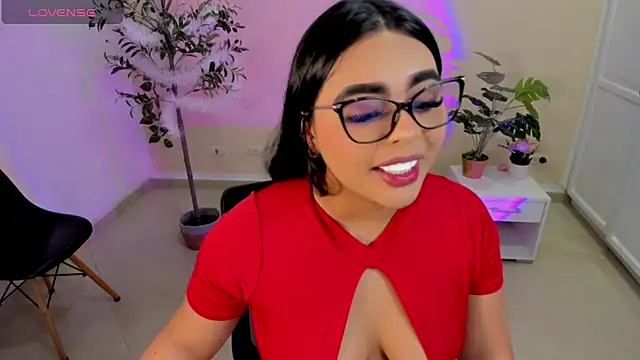 Margot Robie online show from 05/11/26, 02:45