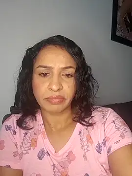 Snapshot of mell0102 chatting on 05/20/26, 12:55 mell0102 online show from 05/20/26, 12:55