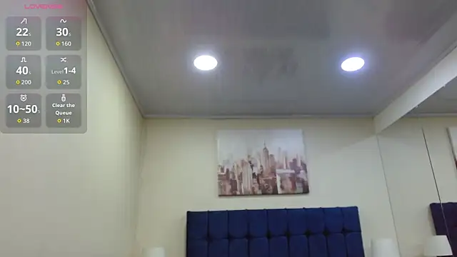 Snapshot of ValerieLyon_ chatting on 06/04/26, 06:25 ValerieLyon online show from 06/04/26, 06:25
