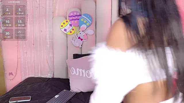 Hollyyqueen  online show from 07/01/26, 07:35