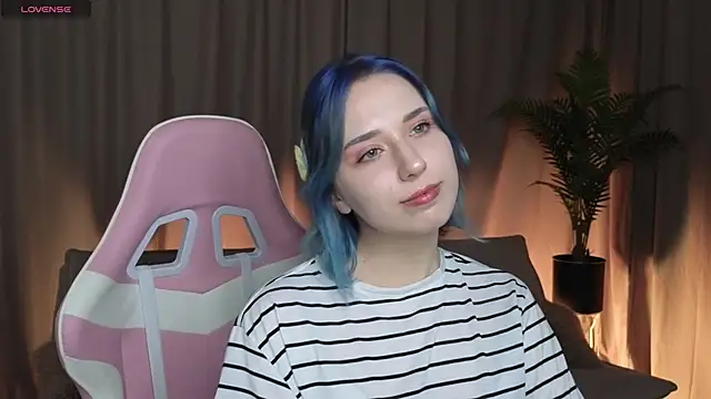 AliceIsmar online show from 05/07/26, 07:19