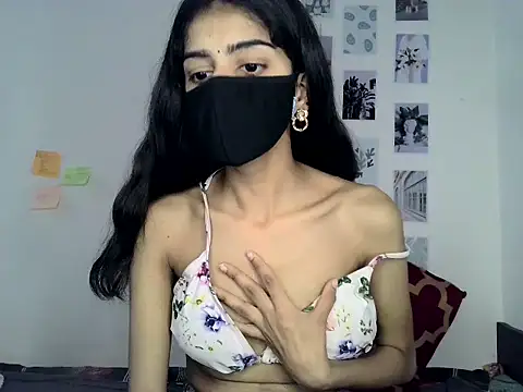 SASSY  BABY  online show from 05/13/26, 05:38