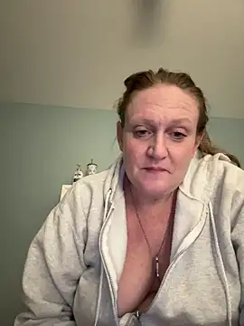Kellilyn10 online show from 05/30/26, 05:04
